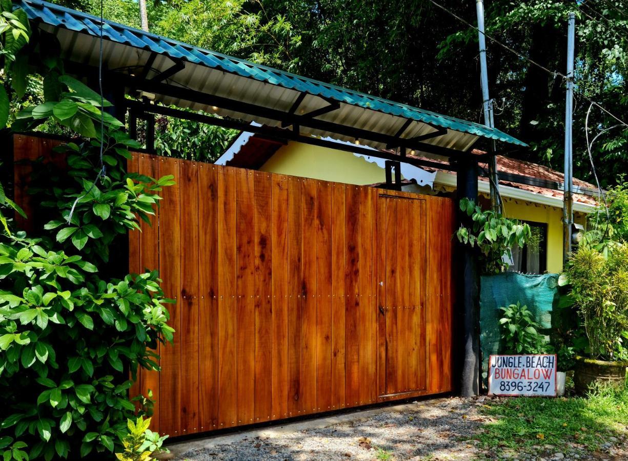Jungle Beach Bungalow With Ac & Fiber Optic Puerto Viejo de Talamanca Buitenkant foto